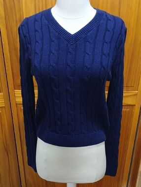 GAP Navy Cable-Knit V-Neck Sweater for Women